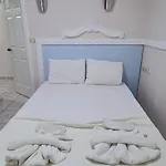 Atlantik Apart Szálloda 3*